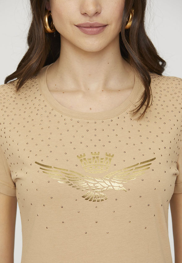 T-SHIRT Z DŻETAMI I LOGO BRĄZOWY