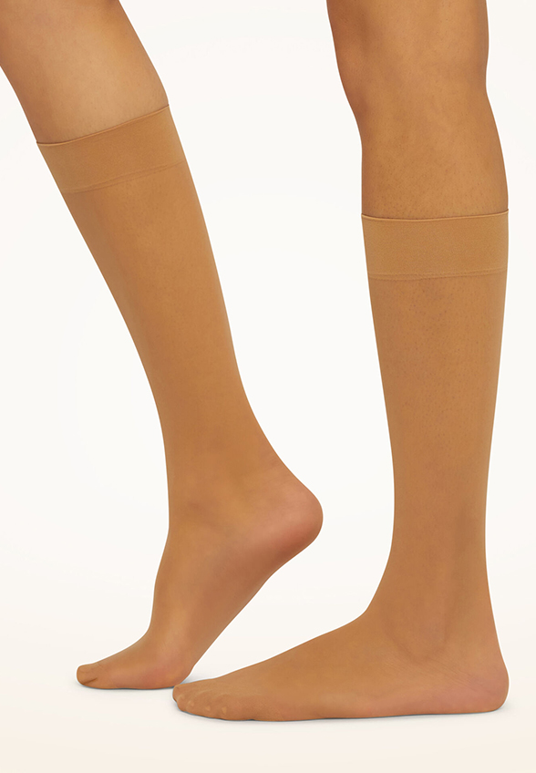 SKARPETKI INDIVIDUAL 10 KNEE-HIGHS BEŻOWE