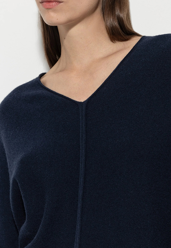 SWETER Z MIESZANKI KASZMIRU GRANATOWY