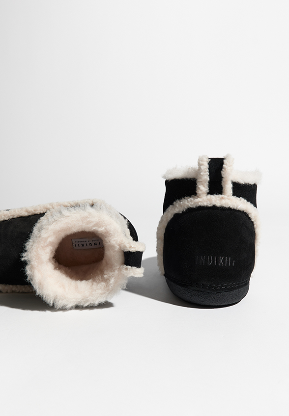 ŚNIEGOWCE CLASSIC SHEARLING LOW CZARNE