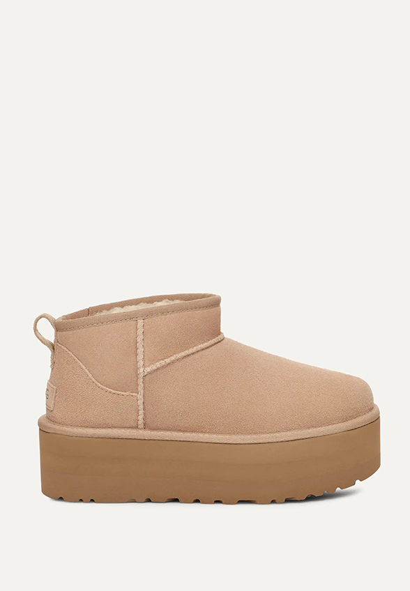BUTY CLASSIC ULTRA MINI PLATFOFM BEŻOWE