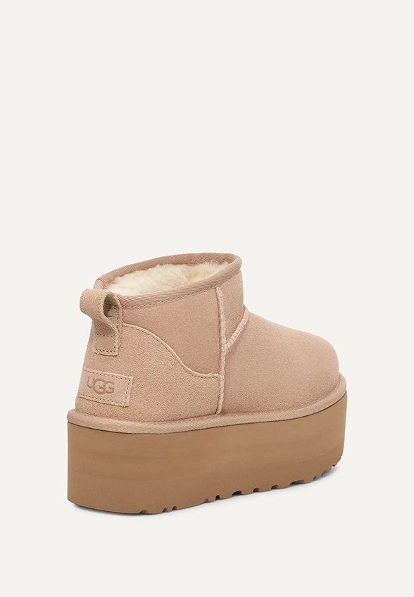 BUTY CLASSIC ULTRA MINI PLATFOFM BEŻOWE
