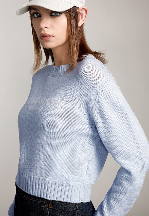 SWETER WEŁNIANO-KASZMIROWY Z ŻAKARDOWYM LOGO BŁĘKITNY