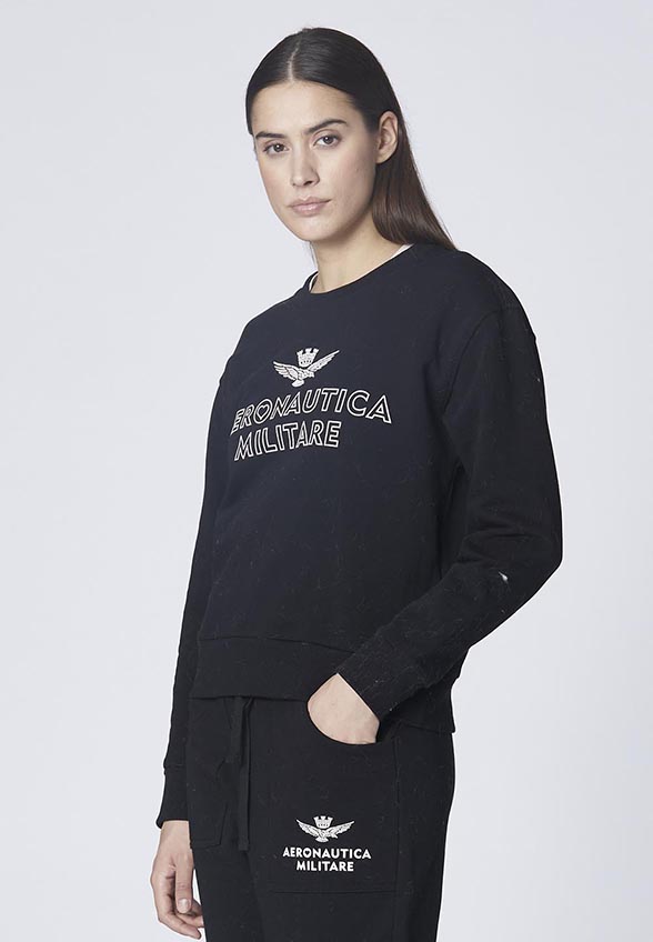 BLUZA Z GUMOWANYM NADRUKIEM CZARNA