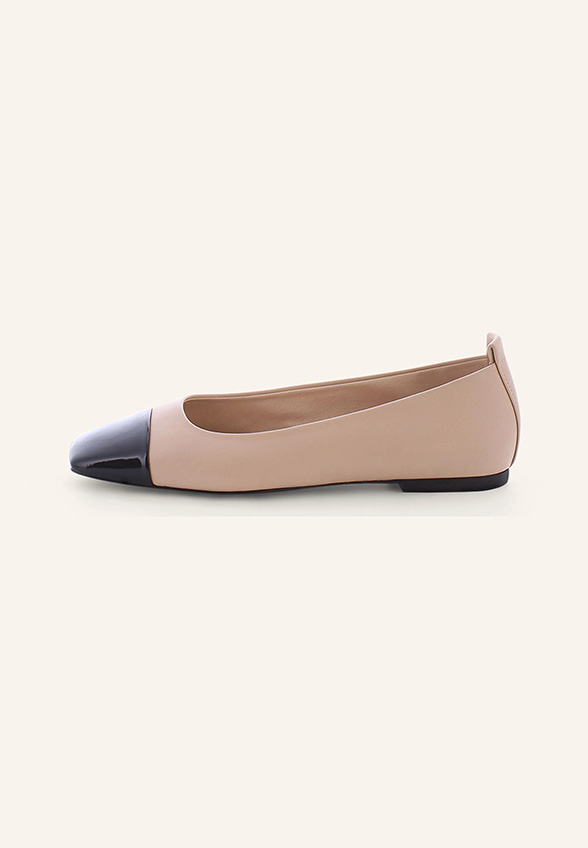 BALERINY LEILA NUDE