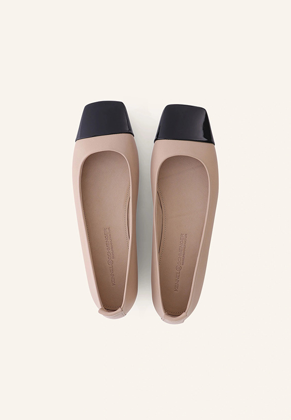 BALERINY LEILA NUDE