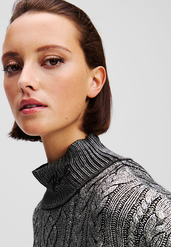SWETER CABLE KNIT SREBRNY