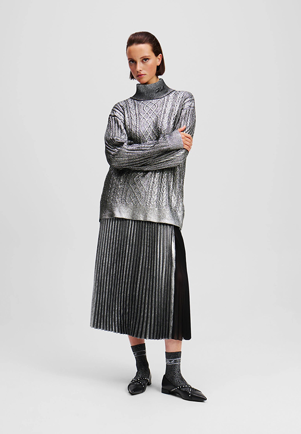 SWETER CABLE KNIT SREBRNY