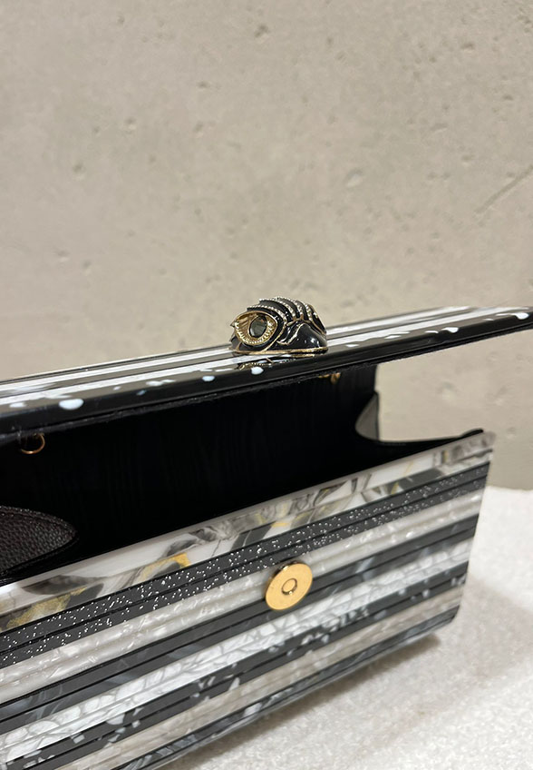 TOREBKA PARTY EAGLE CLUTCH BIAŁO-CZARNA