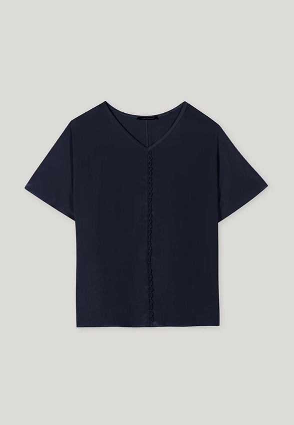T-SHIRT Z OZDOBNĄ LAMÓWKĄ GRANATOWY