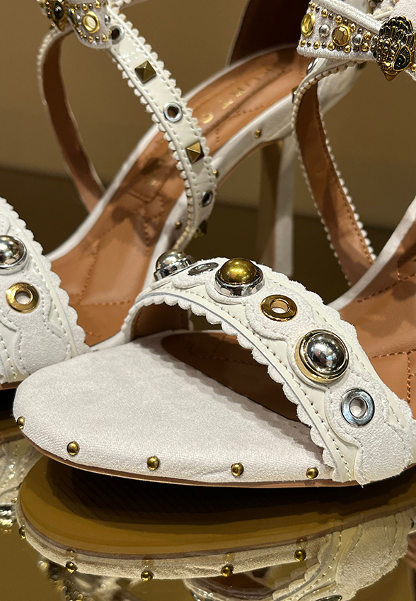 SANDAŁY MINI BOW EYELET KREMOWE