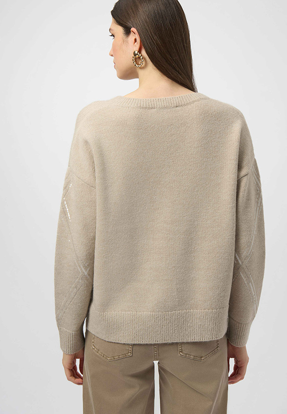 SWETER DZIANINOWY Z CEKINAMI BEŻOWY