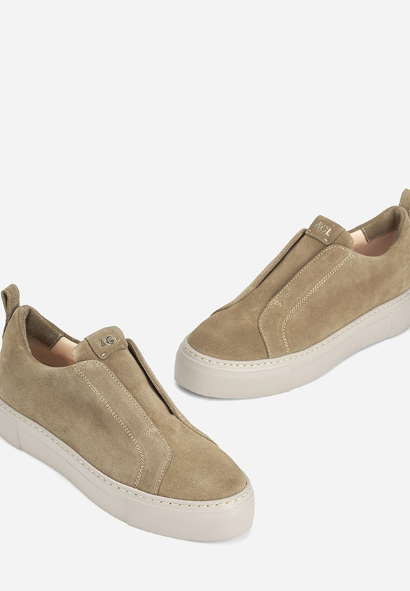 SNEAKERSY CLEMENTINA SLIP-ON JASNO BRĄZOWE