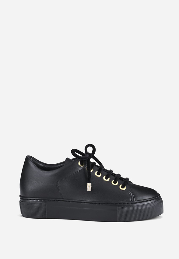 SNEAKERSY CRYSTAL NEW ZE SKÓRY JAGNIĘCEJ CZARNE