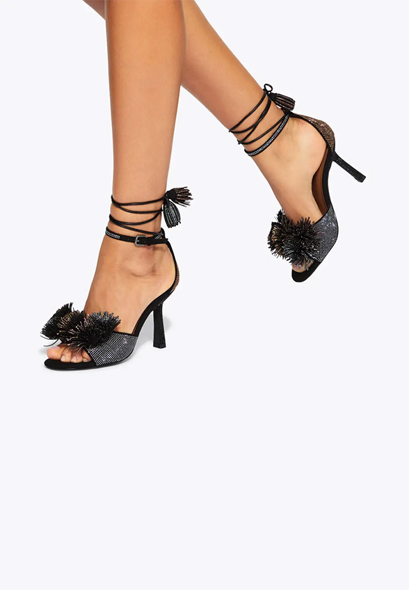 SANDAŁY POM POM ANKLE TIE CZARNE