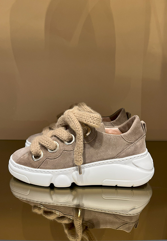 SNEAKERSY SOFT BUBBLE Z ZAMSZOWEJ SKÓRY TAUPE