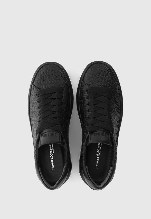 SNEAKERSY ELAN Z WĘŻOWYM TŁOCZENIEM CZARNA