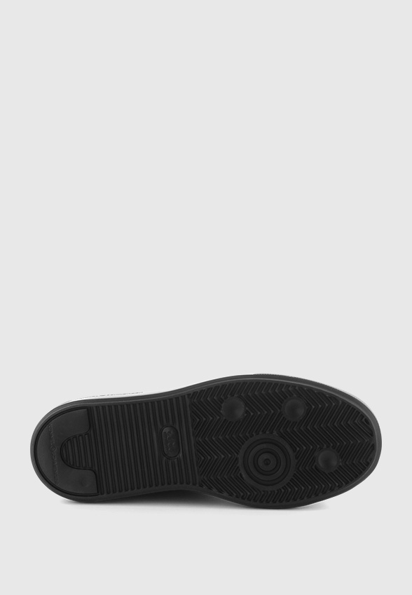 SNEAKERSY ELAN Z WĘŻOWYM TŁOCZENIEM CZARNA