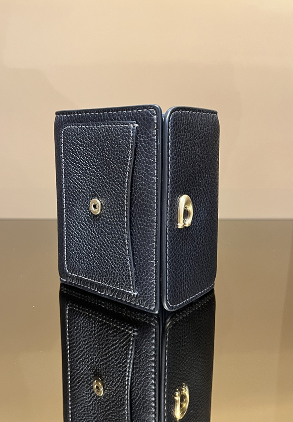 PORTFEL SKÓRZANY MILA SMALL FLAP CZARNY