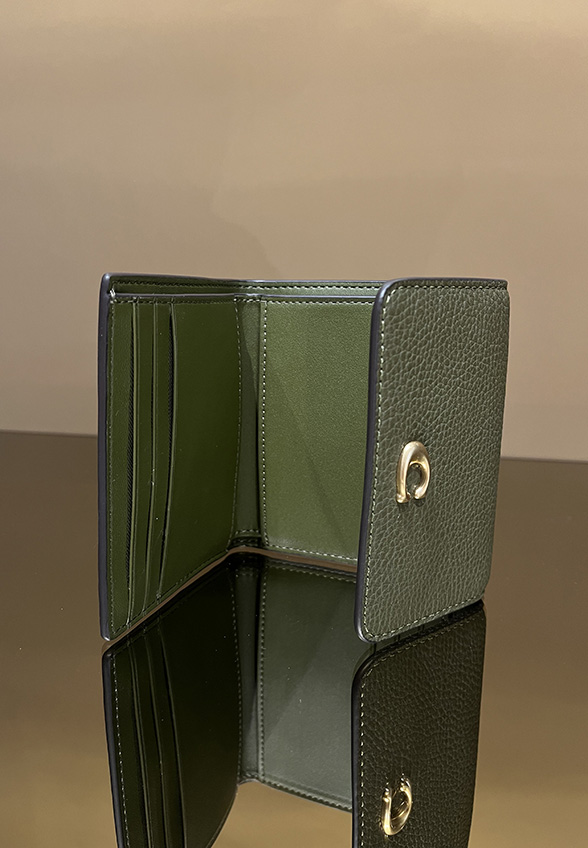 PORTFEL SKÓRZANY MILA SMALL FLAP OLIWKOWY