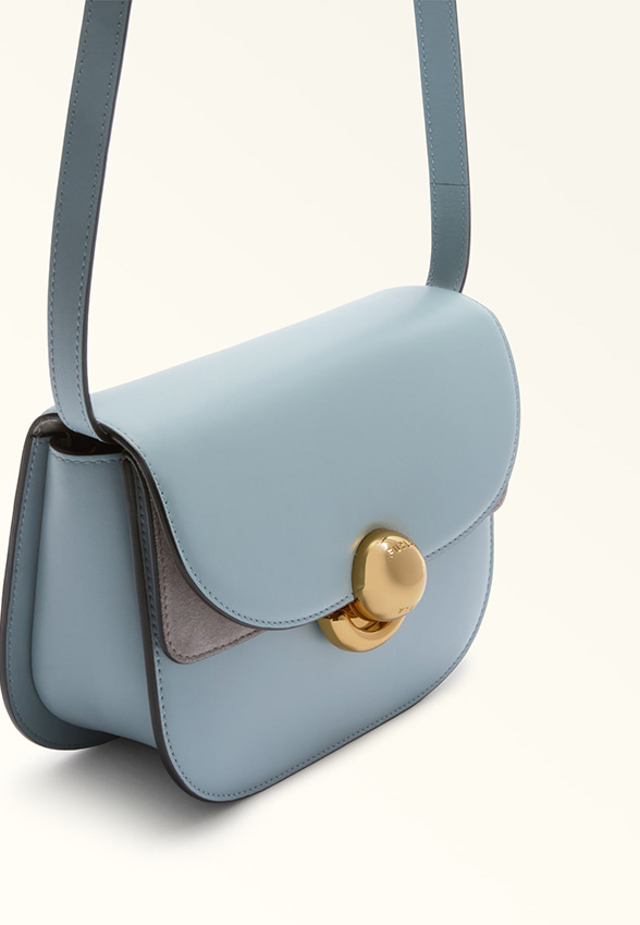 TOREBKA SKÓRZANA SFERA CROSSBODY MINI JASNY BŁĘKIT