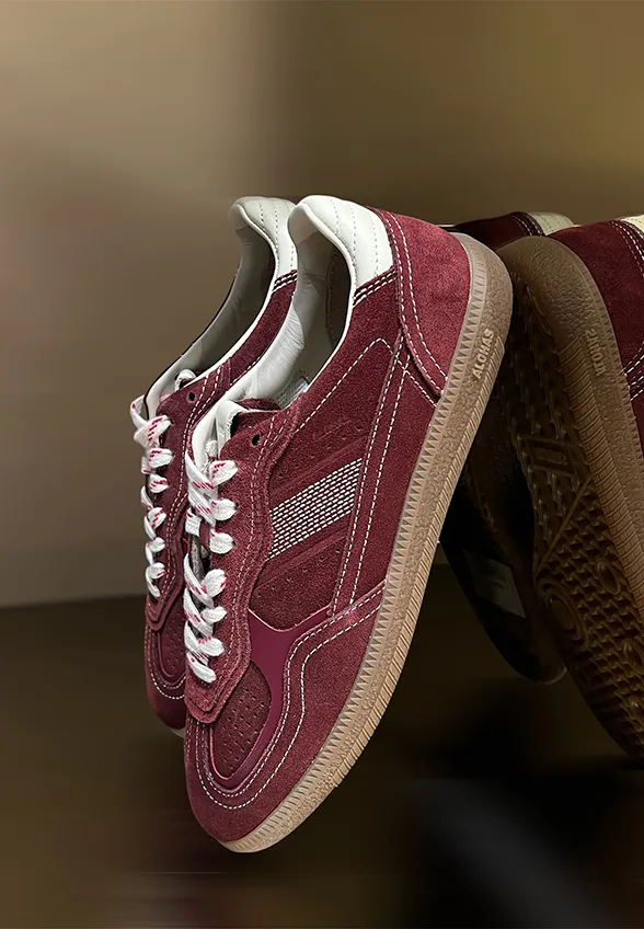 SNEAKERSY TB.490 RIFE Z ZAMSZOWEJ SKÓRY BORDOWE