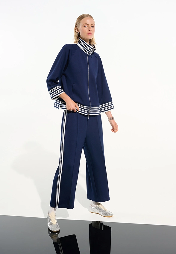 BLUZA Z GOLFEM GRANATOWA
