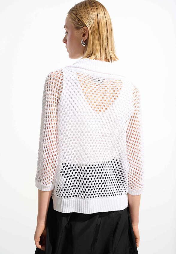 SWETER DZIANINOWY Z KOŁNIERZEM BIAŁY