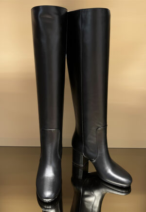 KOZAKI SKÓRZANE SOFT NA OBCASIE CZARNE