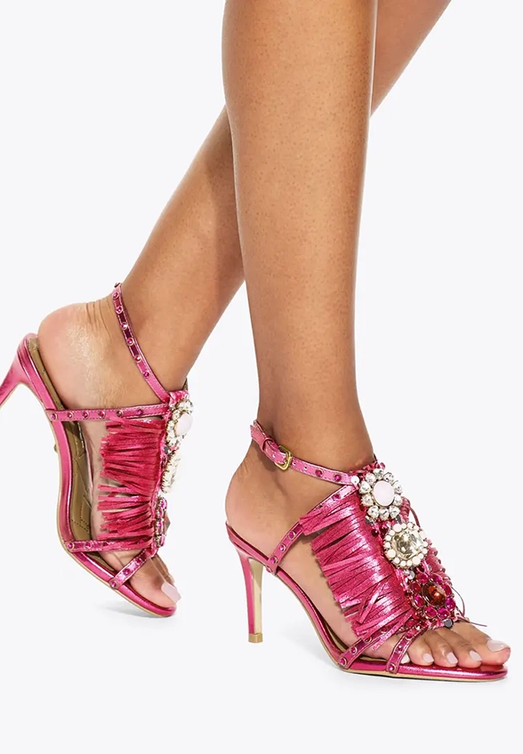 SZPILKI JEWEL FRINGE SANDAL FUKSJOWE