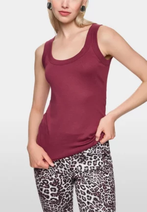 TOP Z ELASTYCZNEJ BAWEŁNY BURGUNDOWY