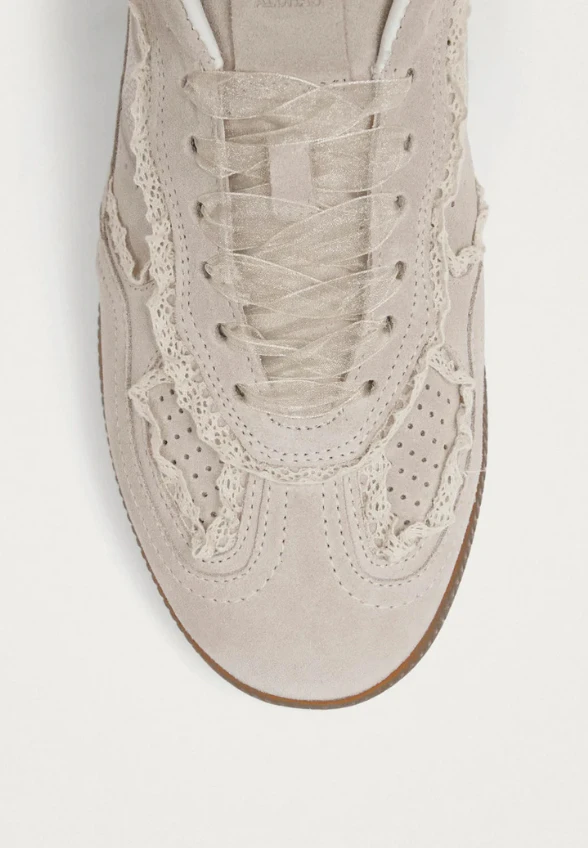 MULE TB.490 CROCHET ZAMSZOWE KREMOWE