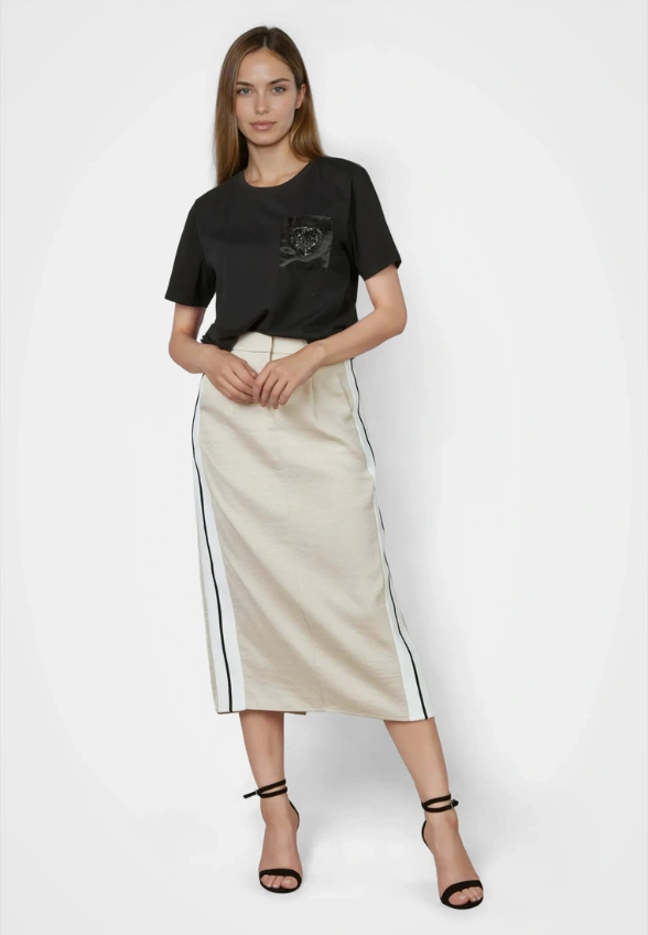 T-SHIRT BAWEŁNIANY Z KIESZONKĄ CZARNY