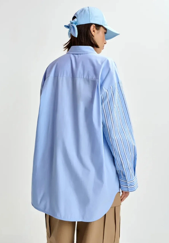 KOSZULA OVERSIZE W PASKI BŁĘKITNA