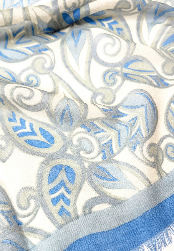 SZAL DELICATE Z CZYSTEGO KASZMIRU NIEBIESKI