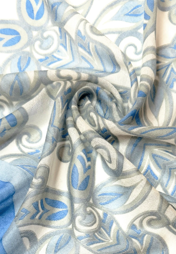 SZAL DELICATE Z CZYSTEGO KASZMIRU NIEBIESKI