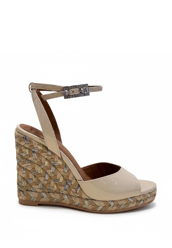 ESPADRYLE NA KOTURNIE KREMOWE