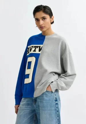 BLUZA Z KORALIKOWĄ APLIKACJĄ NIEBIESKO-SZARA
