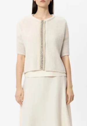 KARDIGAN Z PUSZYSTEJ ALPAKI Z HAFTEM KREMOWY