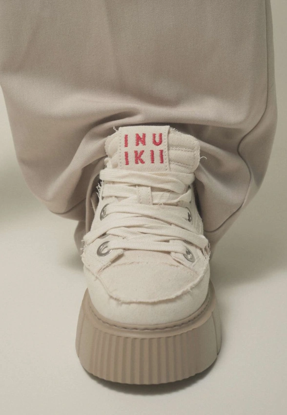 SNEAKERSY MATILDA FRAYED DENIM KREMOWO-BEŻOWE