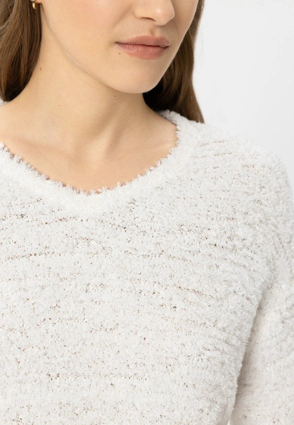 SWETER CEKINOWY BIAŁY