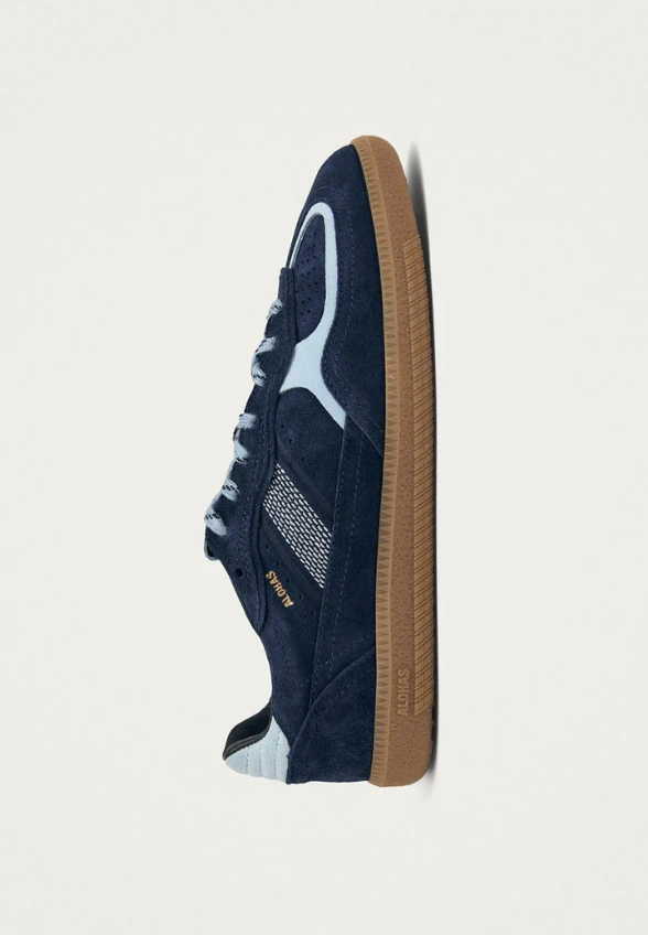 SNEAKERSY TB.490 RIFW Z ZAMSZOWEJ SKÓRY NIEBIESKIE