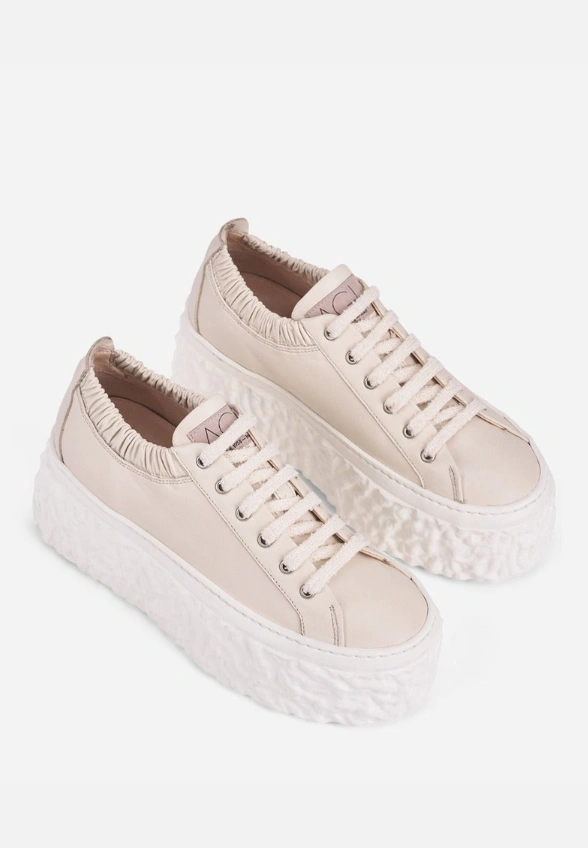 SNEAKERSY SKÓRZANE MAGMA KREMOWE