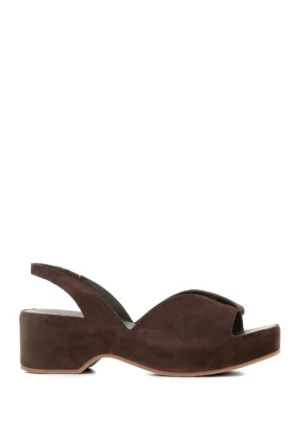 SANDAŁY NA PLATFORMIE CIEMNY BRĄZ