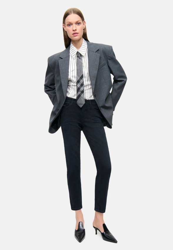 SPODNIE JEANSOWE PIPER SHORT SLIM-FIT CZARNE