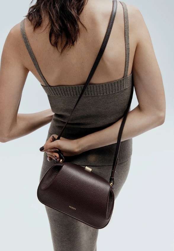 TOREBKA OYSTER CLUTCH MINI BRĄZOWA