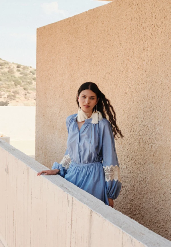KOSZULA BAWEŁNIANA Z KORONKĄ BŁĘKITNA