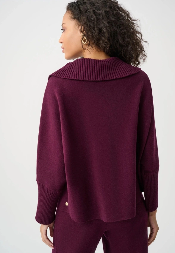 SWETER Z WISKOZY Z KOŁNIERZEM BURGUNDOWY
