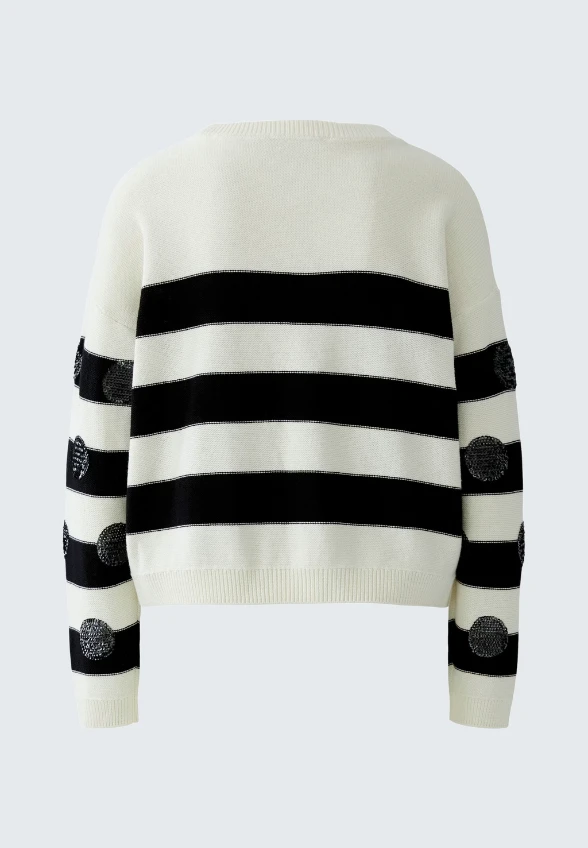 SWETER Z CEKINOWYMI APLIKACJAMI BIAŁO-CZARNY