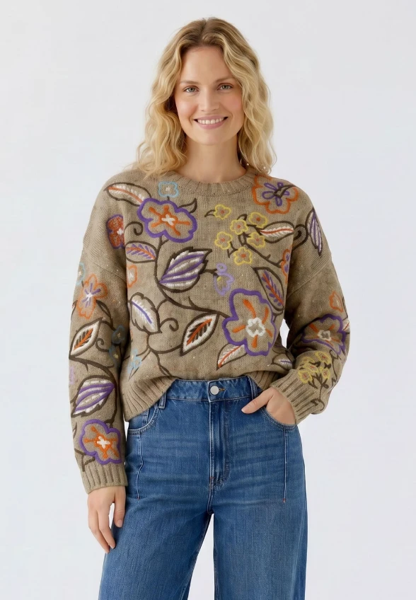 SWETER Z KWIATOWYM HAFTEM CIEMNY BEŻ